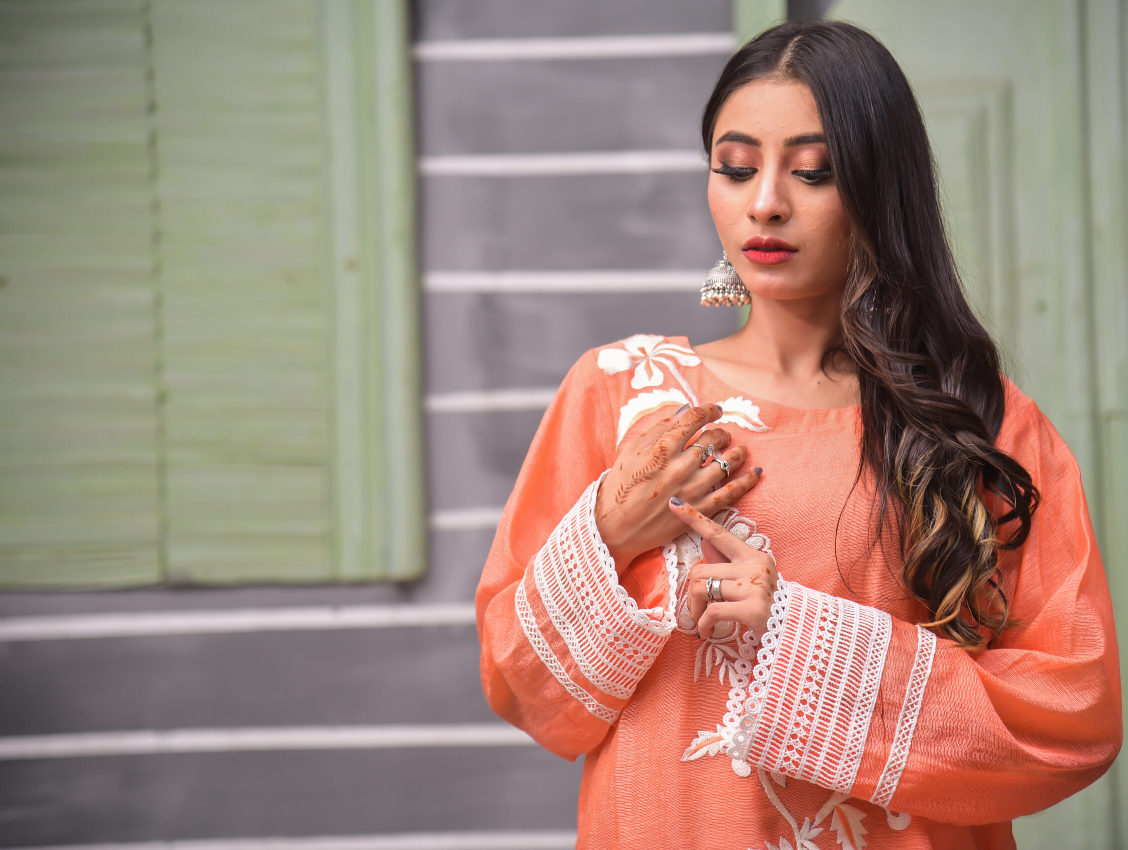 UMR_3780-125-scaled-e1762696414424.jpg ثمین - Image 1